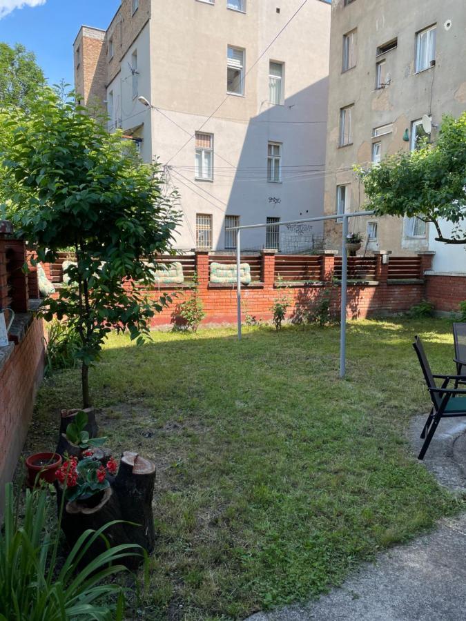 Vila Rijad Apartman Szarajevó Kültér fotó