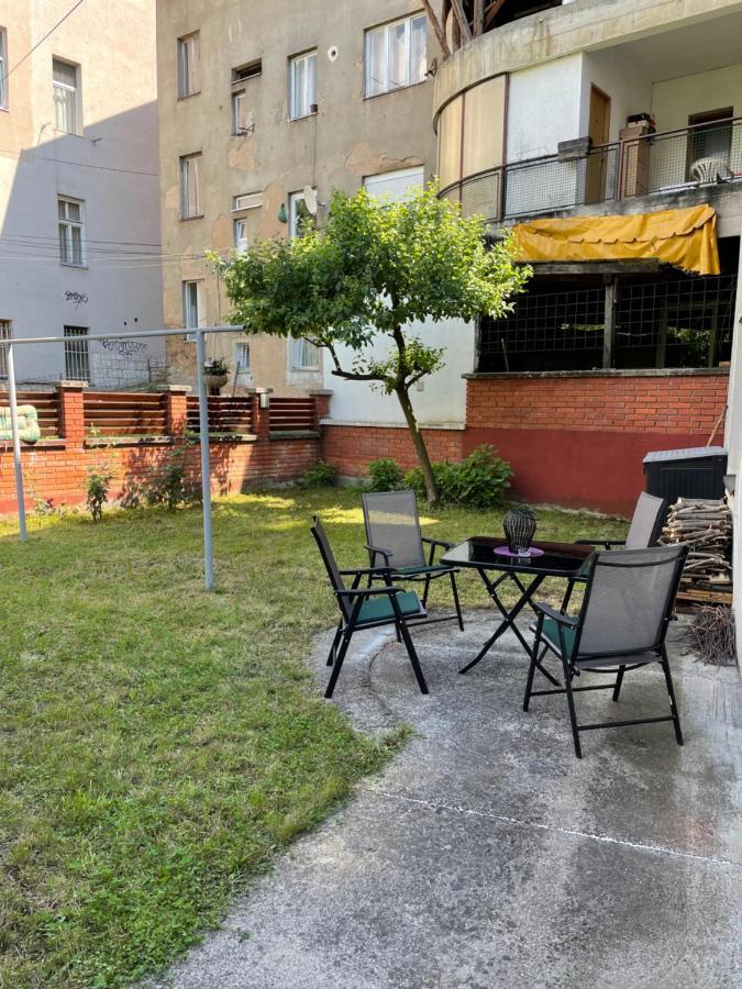 Vila Rijad Apartman Szarajevó Kültér fotó